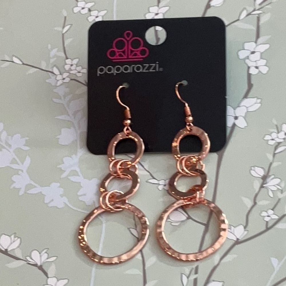 ❄️ Paparazzi | Gold Spiral Earrings with Artistic Swirl Design Industrial